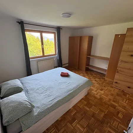 Apartma Petra *